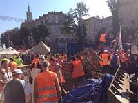 Баррикады на Майдане потушены. Уборка продолжается